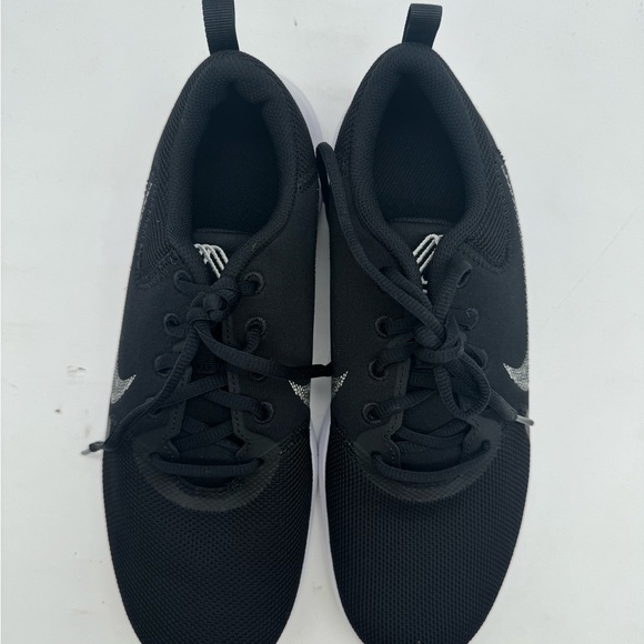 Men’s Nike Flex Experience RN run 11 running shoes size 9.5 black and white - Picture 5 of 6